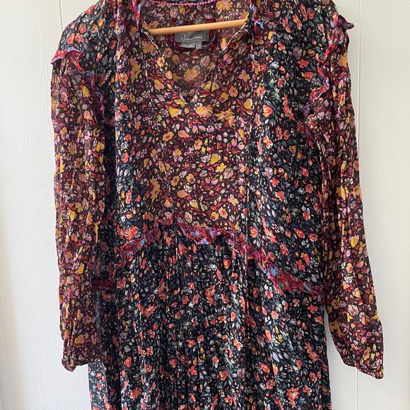 Anthropologie Floral Mini - Picture 1 of 2